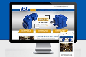 Pbootcms响应式模板建站英文外贸公司通用网站建设减速机械蓝色外贸html5企业网站建设